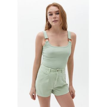 Top slim fit cu barete cu inel