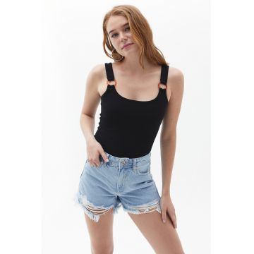 Top slim fit cu barete cu inel