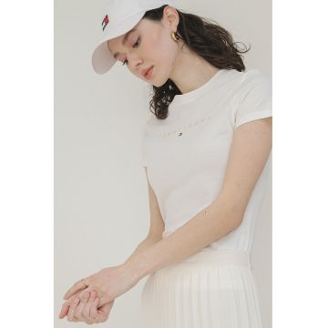 Tricou cu decolteu la baza gatului si imprimeu logo