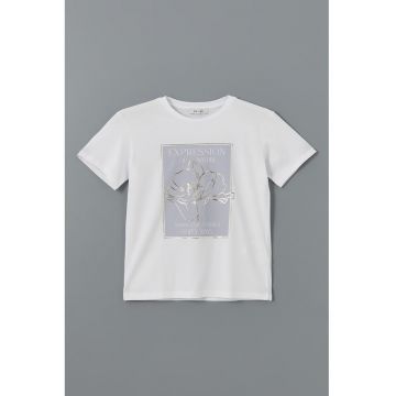Tricou cu design grafic si decolteu la baza gattului