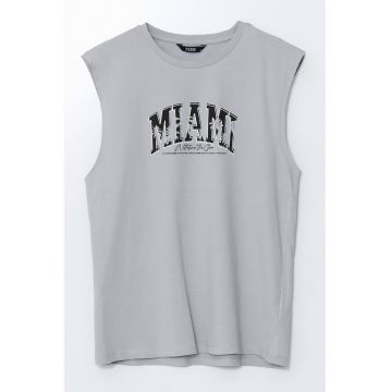Tricou de bumbac cu model text