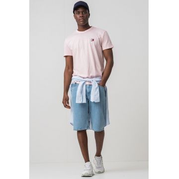 Tricou din bumbac cu decolteu la baza gatului
