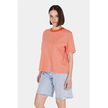 Tricou lejer cu dungi