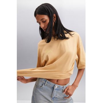 Tricou lejer cu maneci cazute