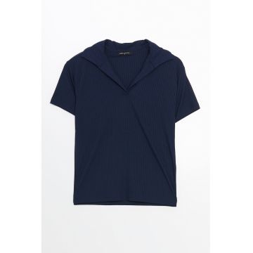 Tricou polo cu striatii
