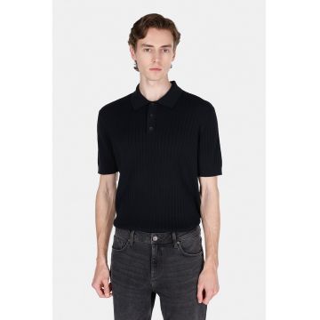Tricou polo din tricot