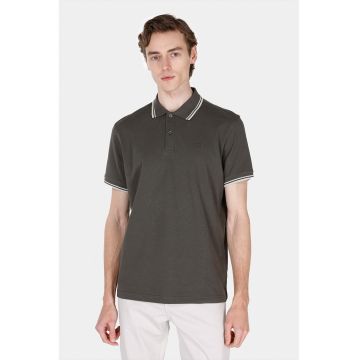 Tricou regular fit cu guler polo
