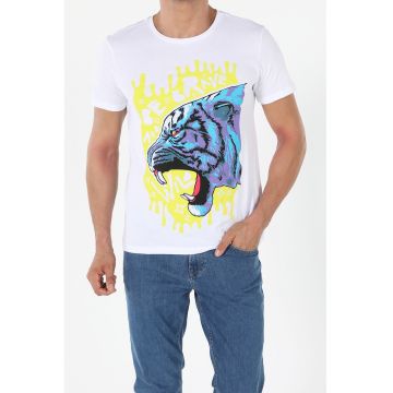 Tricou cu decolteu la baza gatului si imprimeu