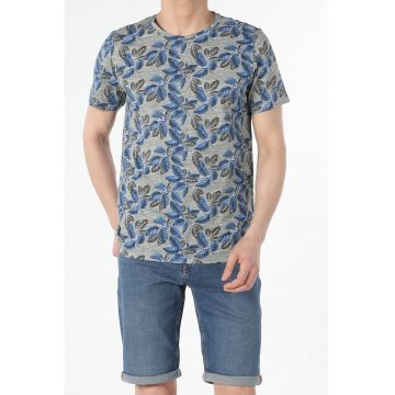 Tricou cu decolteu la baza gatului si model floral