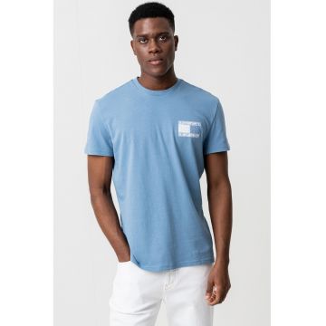 Tricou cu detaliu grafic
