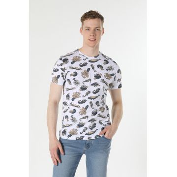 Tricou cu imprimeu grafic
