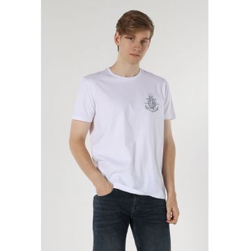 Tricou Cu Maneca Scurta De Barbati. Alb Regular Fit