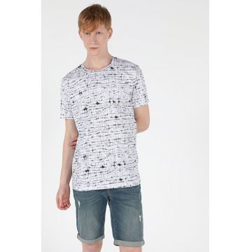 Tricou Cu Maneca Scurta De Barbati Alb Regular Fit Cl1050945 8682240453147
