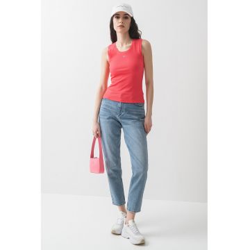 Tricou slim fit cu decolteu rotund