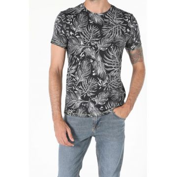 Tricou slim fit cu model