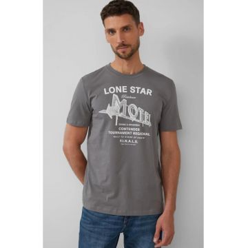 Tricou barbati cu decolteu la baza gatului - imprimeu text - Regular fit