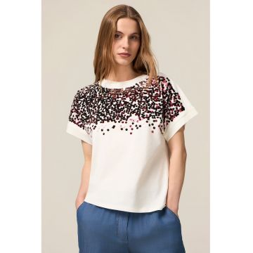 Tricou cu aplicatii de paiete