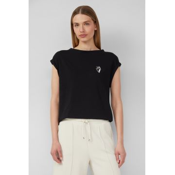 Tricou cu decolteu barcuta