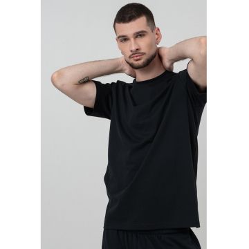 Tricou cu decolteu la baza gatului Cons