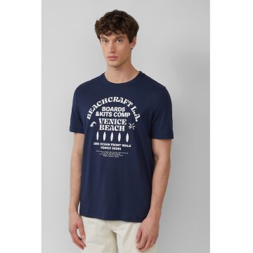 Tricou cu decolteu la baza gatului si imprimeu text