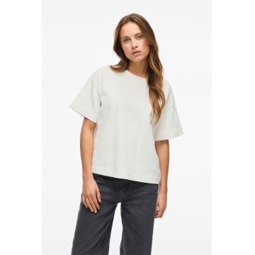 Tricou cu decolteu rotund si flori brodate