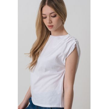 Tricou cu detalii plisate