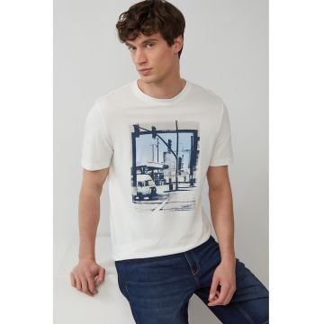 Tricou cu imprimeu grafic