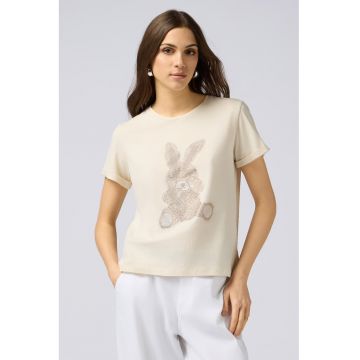 Tricou cu imprimeu grafic si aplicatii cu strasuri