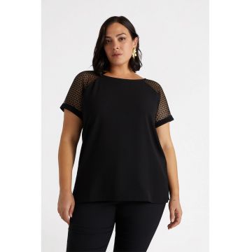 Tricou cu maneci din dantela