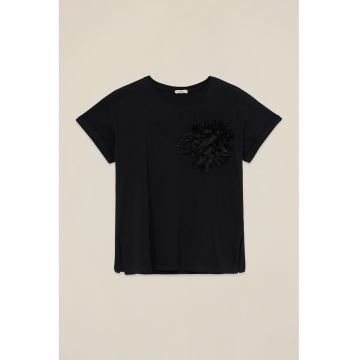 Tricou din bumbac cu brosa din tul