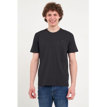 Tricou din bumbac cu buzunar pe piept