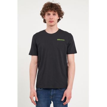 Tricou din bumbac cu decolteu la baza gatului
