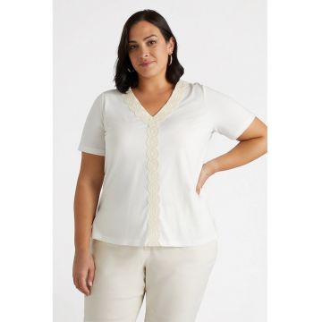 Tricou din bumbac si modal cu detalii din macrame