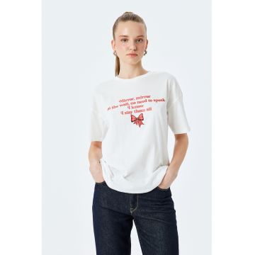 Tricou lejer cu text