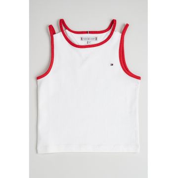 Top cambrat cu logo discret
