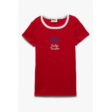 Tricou cu broderii