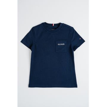 Tricou cu buzunar pe piept