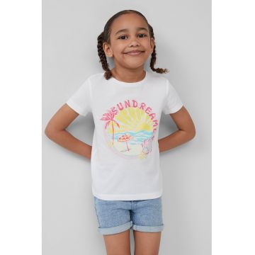 Tricou cu decolteu la baza gatului - model grafic si imprimeu text