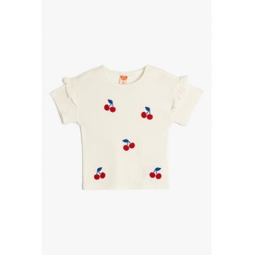 Tricou cu decolteu la baza gatului si broderii