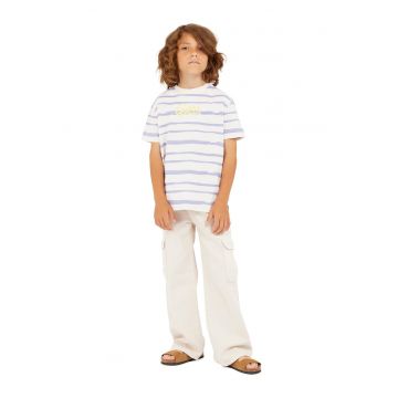 Tricou cu decolteu la baza gatului si model in dungi