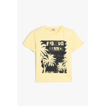 Tricou cu model tropical