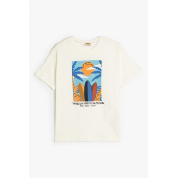 Tricou lejer cu imprimeu grafic