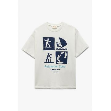 Tricou lejer cu model grafic