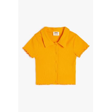 Tricou striat cu nasturi