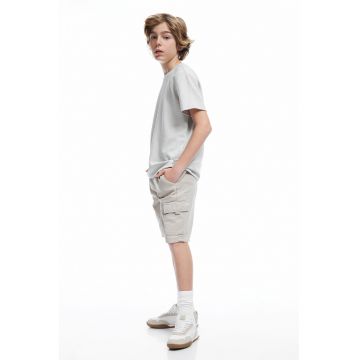 Tricou tricotat fin cu model uni
