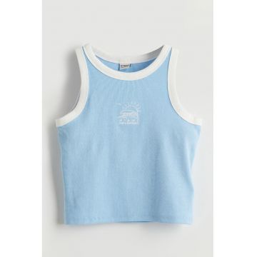 Top crop cu decolteu rotund