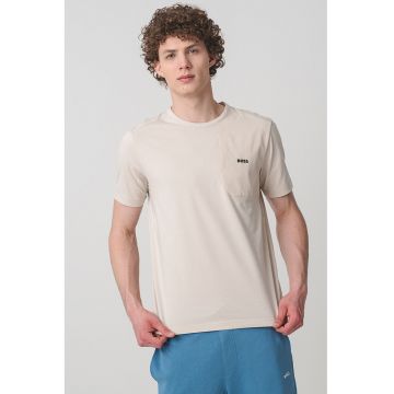 Tricou cu buzunar pe piept
