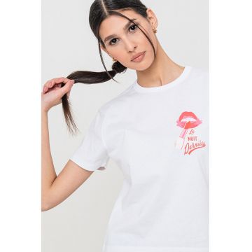 Tricou cu decolteu la baza gatului si imprimeu grafic
