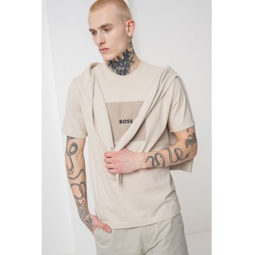 Tricou cu decolteu la baza gatului si imprimeu logo