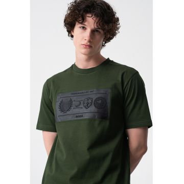 Tricou cu decolteu la baza gatului si maneci cazute